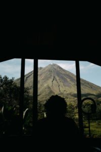 groom getting ready at la fortuna